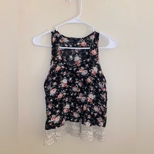 Sweet Rain floral top with lace detail at bottom. Size small